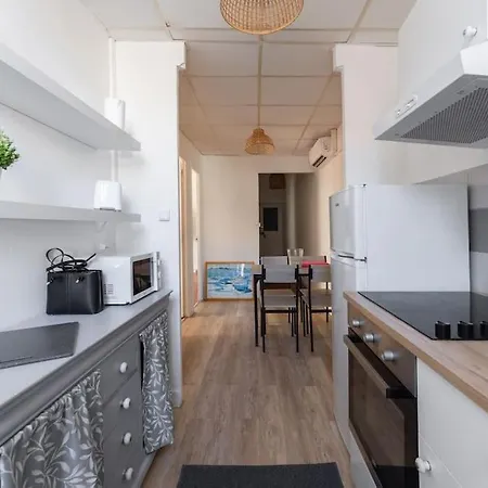 Familial A Malmousque Apartment