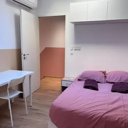 Apartment Grand Confort 3 Avec Cour Interieure *