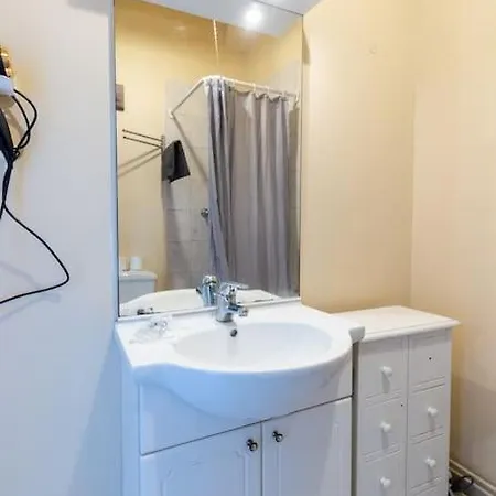 Cosy Pas Loin De La Gare St Charles Holiday home *