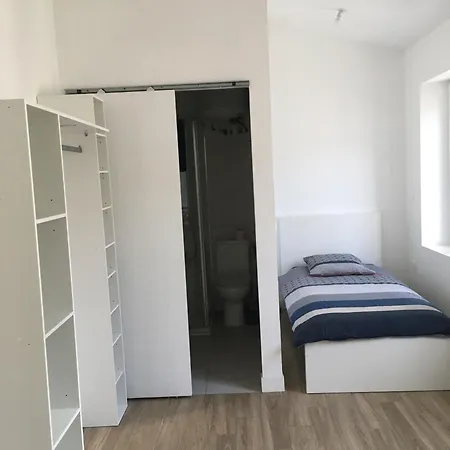 Joli Meuble Tres Calme 15mn Des Plages Et Wifi Gratuit * Marseille