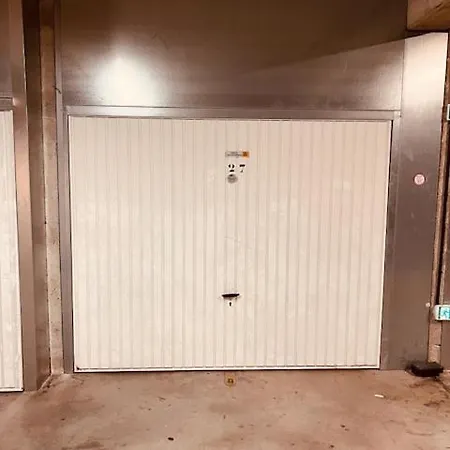 T2 Entre Plage Et Centre Ville-terrasse/parking Apartment *
