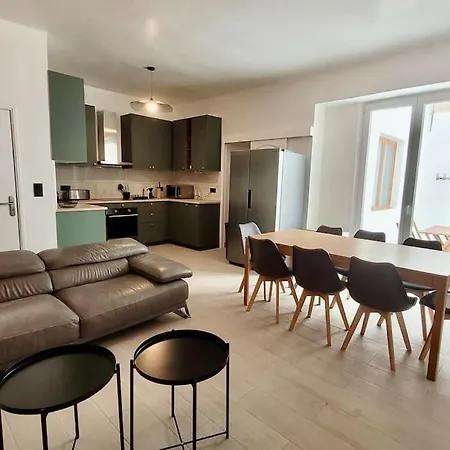 Grand T5 Avec Patio Et Sauna A 5mn A Pied De La Des Catalans