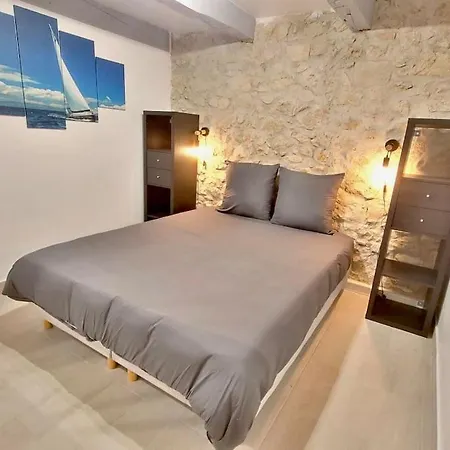Grand T5 Avec Patio Et Sauna A 5mn A Pied De La Des Catalans Apartment Marseille