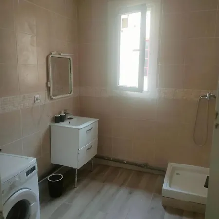 Marseille: Logement Entier A 2 Pas Du Vieux Port Apartment *
