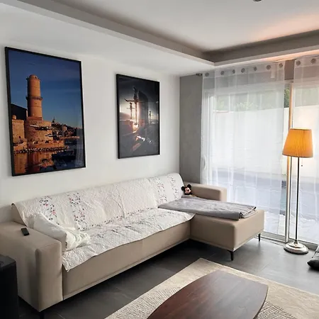Contemporaine Villa *