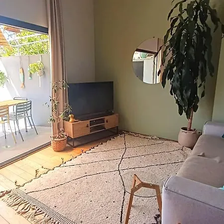 Duplex Atypique Avec Terrasse *