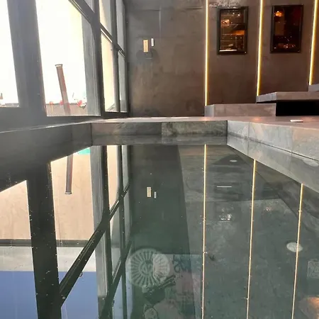 Villa Elegante A Avec Grande Piscine Privee *