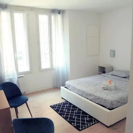 Apartment Cosy Bright In The Heart Of Marseille
