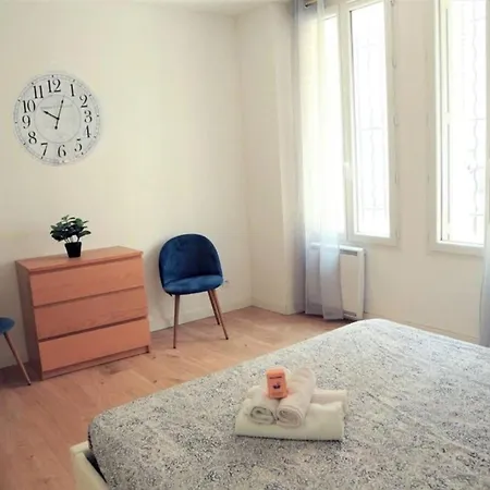 Apartment Cosy Bright In The Heart Of Marseille