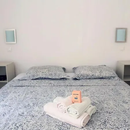 Apartment Cosy Bright In The Heart Of Marseille