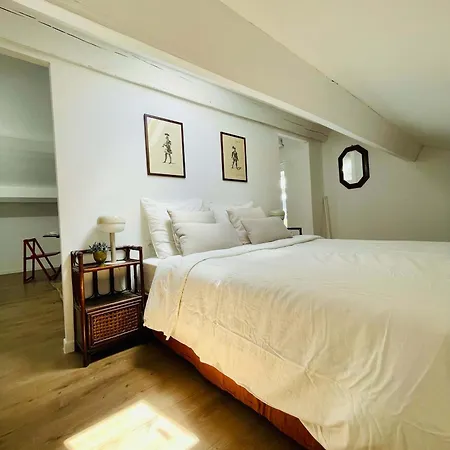 Apartment Center *