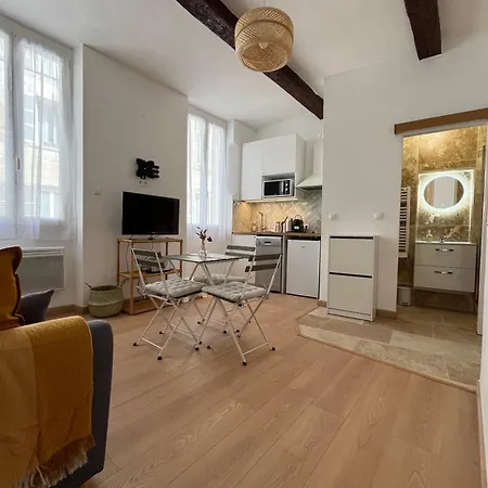 Apartment Cosy Et - Cours Julien