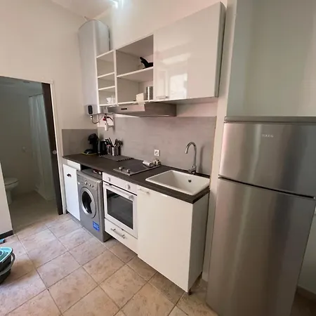 Panorama Apartment *
