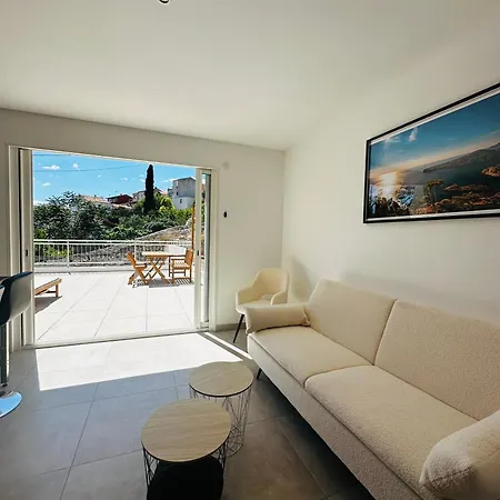 Les Luxueuses Terrasses Du Roucas Marseille