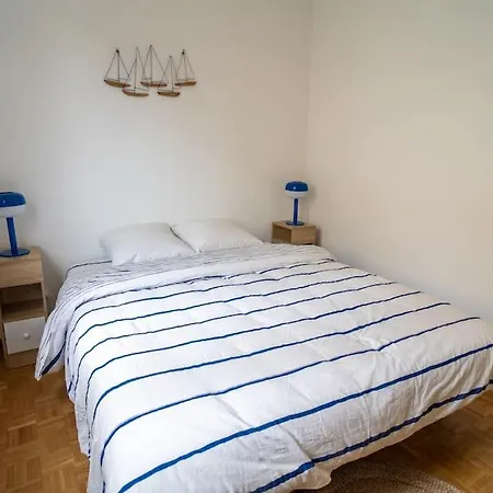Apartment T4 Lumineux - Centre-ville