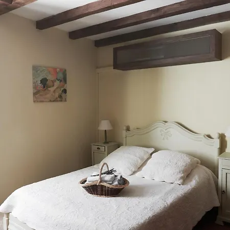Un Mas En Bed & Breakfast 3*