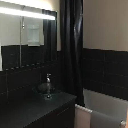 Flc - Vaste T3- 2 Bedrooms - Ascenseur-parking -7 Guests *