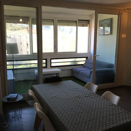 Flc - Vaste T3- 2 Bedrooms - Ascenseur-parking -7 Guests Marseille