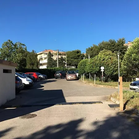 Flc - Vaste T3- 2 Bedrooms - Ascenseur-parking -7 Guests * Marseille