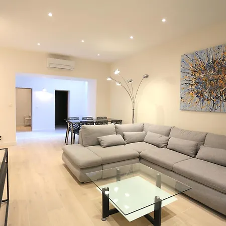 Atypique T3 Clim 80m2 Avec Patio Marseille