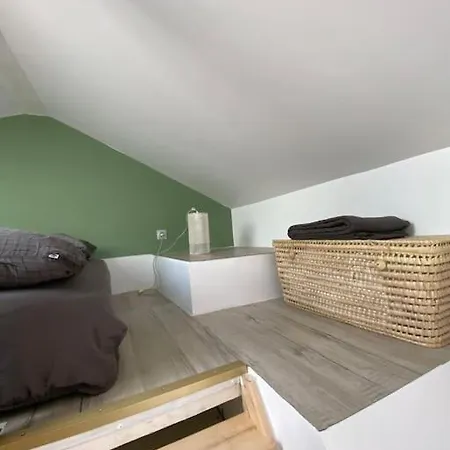 Maisonette Roucas *