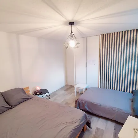 Chez Lora Sdb Wc Prive Frigo Netflix Clim Docks * Marseille