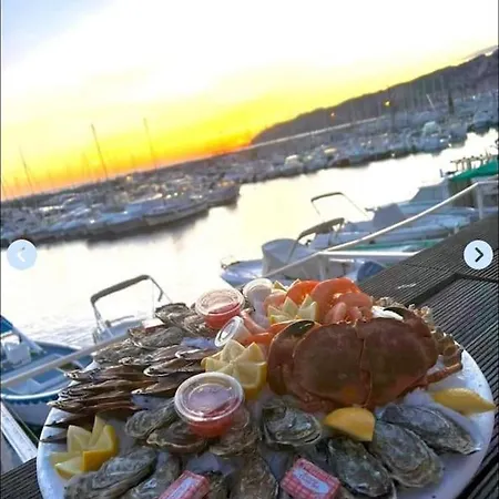 Holiday home Maison Familiale Neuve Marseille