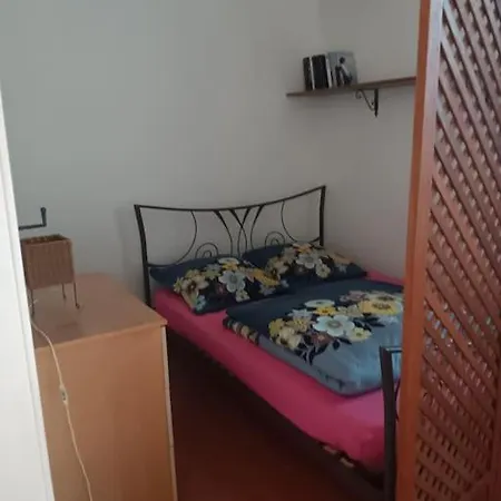Face Au Iles Apartment