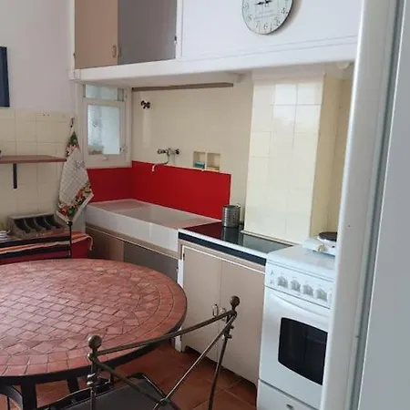 Apartment Face Au Iles