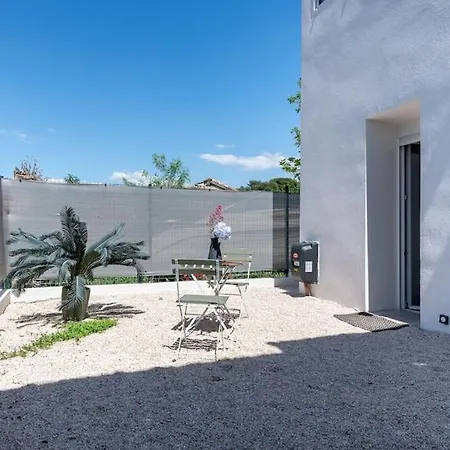 Villa Golden Escape And Piscine