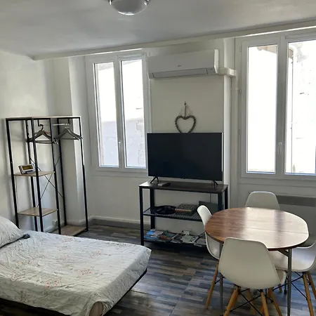 Historique Vieux Port Apartment *