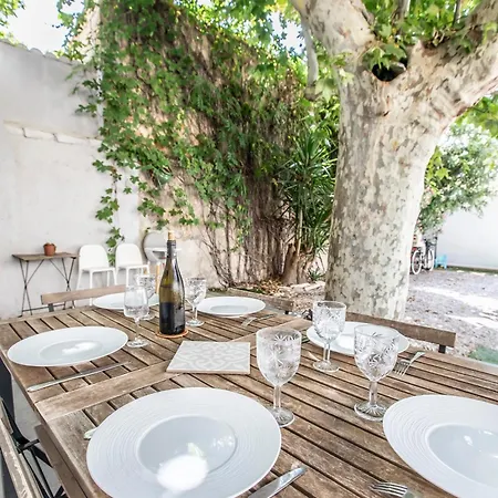 Maison Familiale Avec Grand Jardin, 2min De La Marseille