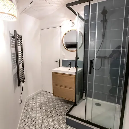 Villa Maison Familiale Avec Grand Jardin, 2min De La