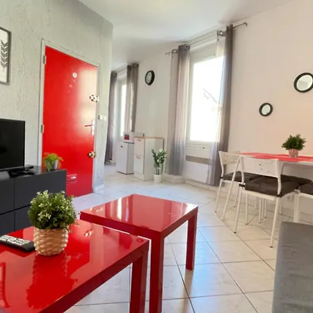Le Dolce Vita T2 Citycenter Wifi-netflix Apartment