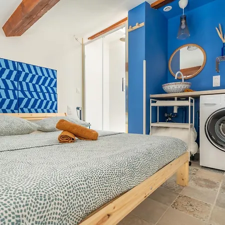 Athenes Olympe Bleu Apartment *