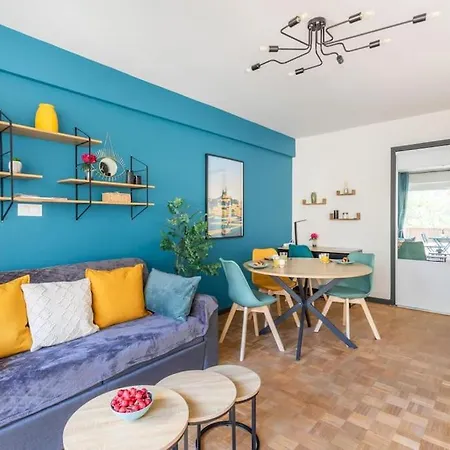 Apartmán Divine Idylle Vieux-port Terrasse Clim