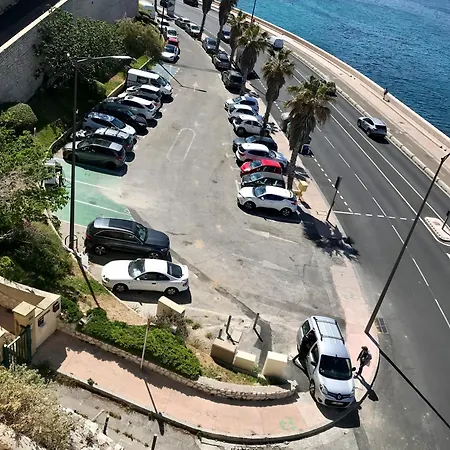 Apartment Marseille Plage *