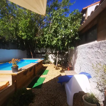 Casa vacanze Maison De Au Chartreux - Bassin Et Exterieur