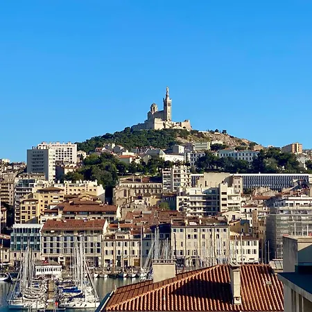 Apartment Click! Magical Views Notre-Dame, Vieux Port & Rooftops - Walk To All Marseille