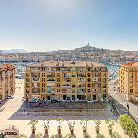 Click! Magical Views Notre-Dame, Vieux Port & Rooftops - Walk To All Marseille