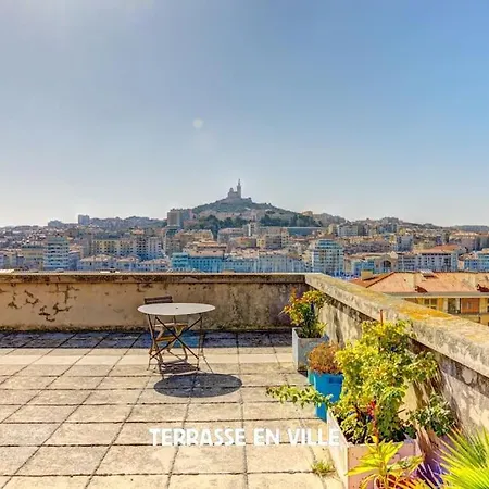 Click! Magical Views Notre-Dame, Vieux Port & Rooftops - Walk To All *