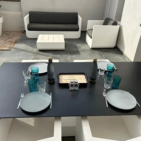 Apartment Jardin Secret En Plein Coeur Du Cabot Marseille