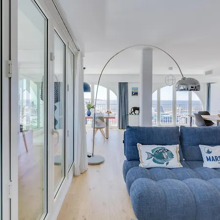 Standing, Vue Et Parking Apartment *