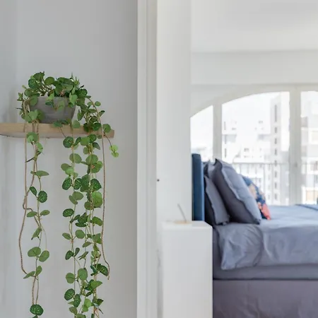 Apartment Standing, Vue Et Parking *