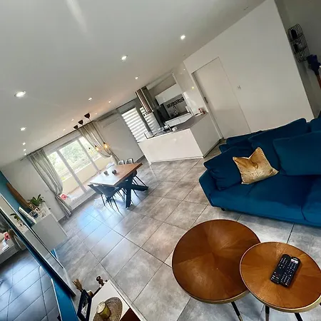 Appartement Luxueux Design Architecte Tout Equipes 85M2 Sur 2 Niveaux Plus 2 Terrasses De 16M2 * Marseille