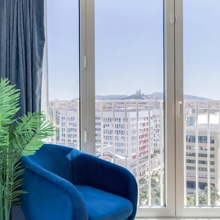 Standing, Vue Et Parking Marseille