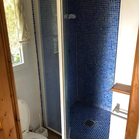 Apartment Face A La Piscine