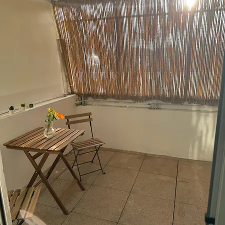 A Avec Terrasse Apartment