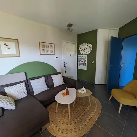 Apartment T3 Proche Des Calanques, Terrasse, Vue Collines Marseille