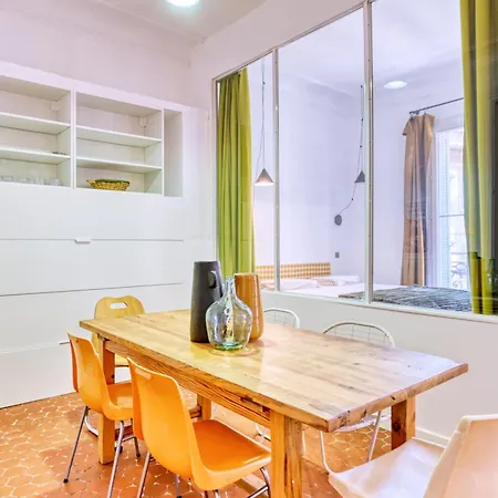 Joli T4 110m2 Au Coeur De Apartment